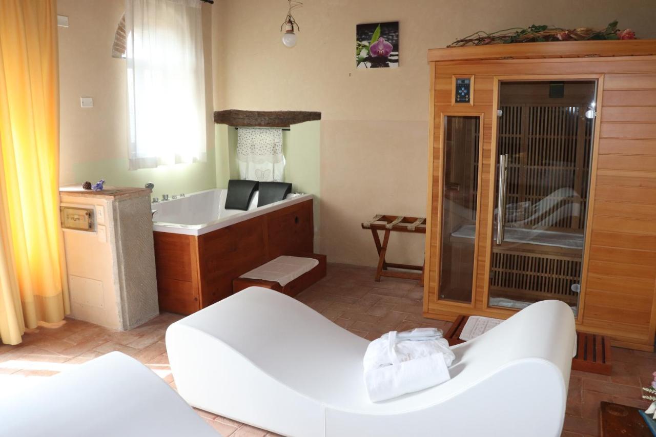 Hotel Relais Palazzo Di Luglio Сансеполкро Екстериор снимка