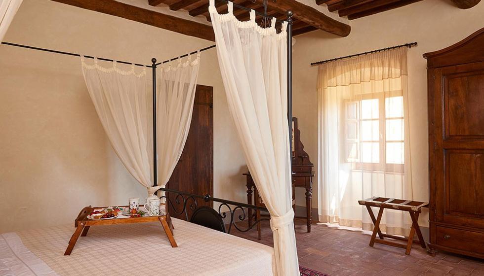 Hotel Relais Palazzo Di Luglio Сансеполкро Екстериор снимка