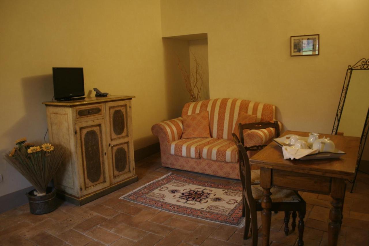Hotel Relais Palazzo Di Luglio Сансеполкро Екстериор снимка